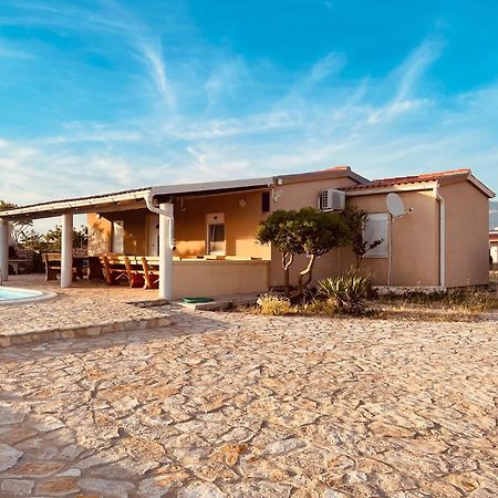 Beautiful Secluded Area Near Novalja Vacation House With Pool And Sea View Villa Lara Zewnętrze zdjęcie