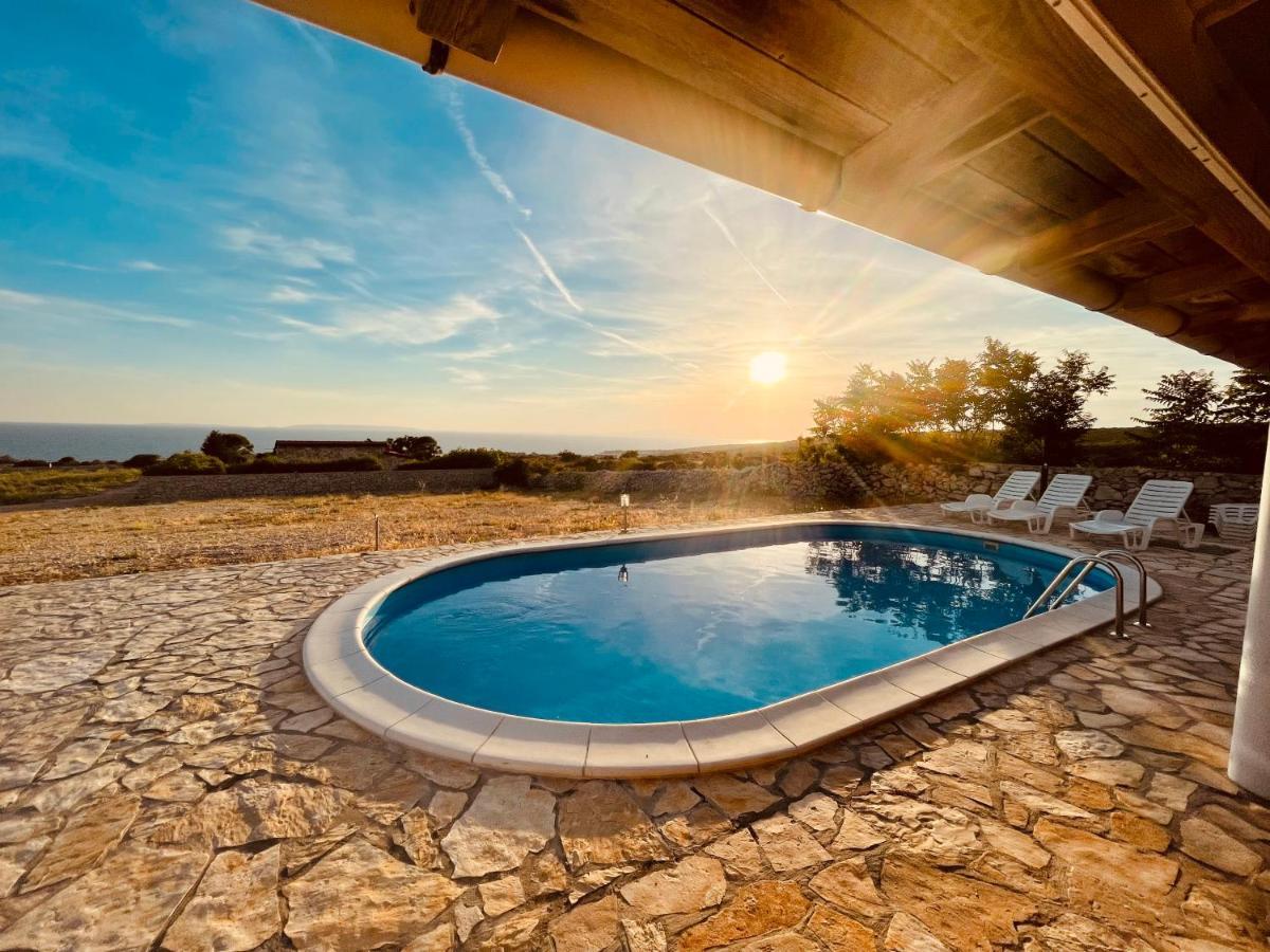 Beautiful Secluded Area Near Novalja Vacation House With Pool And Sea View Villa Lara Zewnętrze zdjęcie